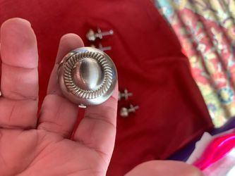 Cabinet Knobs