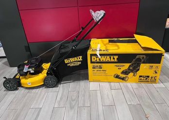 Cortadora de yarda Dewalt nueva