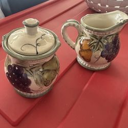 Sugar And Creamer Set 