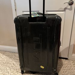 TUMI LUGGAGE 