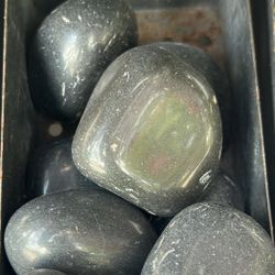 2” To 4” Black Polished Pebbles - 40 Lbs Bags
