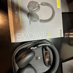 Jabra Evolve2 65 Wireless.