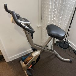 Exerpeutic Exercise Bike (PICK UP ONLY)