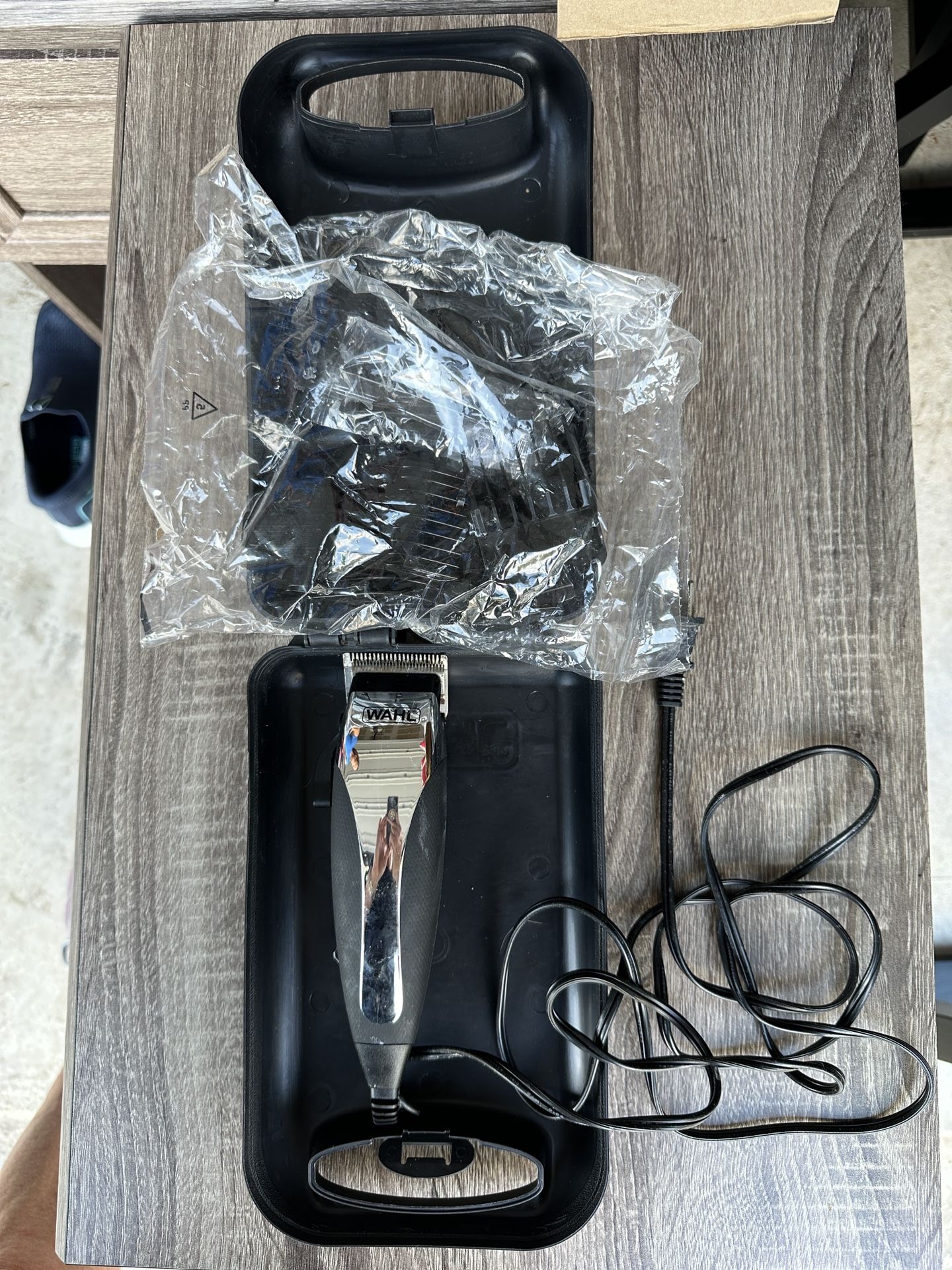 Trim/Grooming Men’s  Kit-WAHL