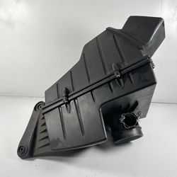 BMW E90 E92 328i N51 N52 AIR FILTER CLEANING HOUSING