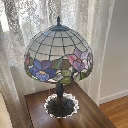 Stained Glass Morning Glory Vintage Lamp 