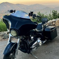 2012 Harley Davidson FLHX