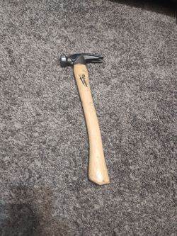 Milwaukee hammer