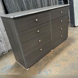 8 Drawer Dresser 