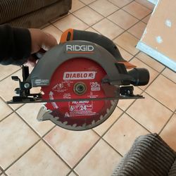 Rigid 18 V 6 1/2 Inch Circular Saw To Only