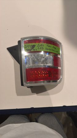 2019 Ford Flex Left LED Brake/taillight Assembly