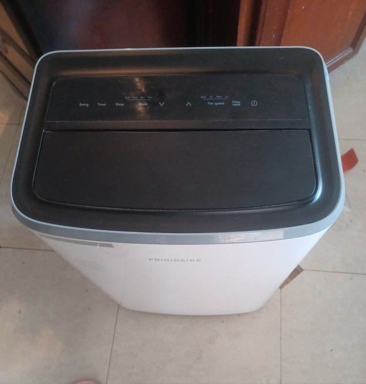 Portable Frigidaire Air Conditioner