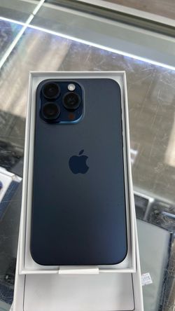 Apple iPhone 15 Pro Max in Blue Titanium
