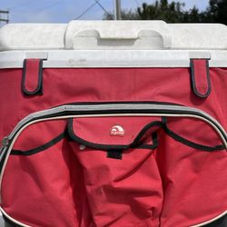 Igloo Rolling Cooler