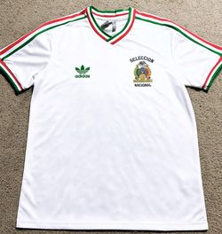 Mexico National Team Retro Soccer Jersey.