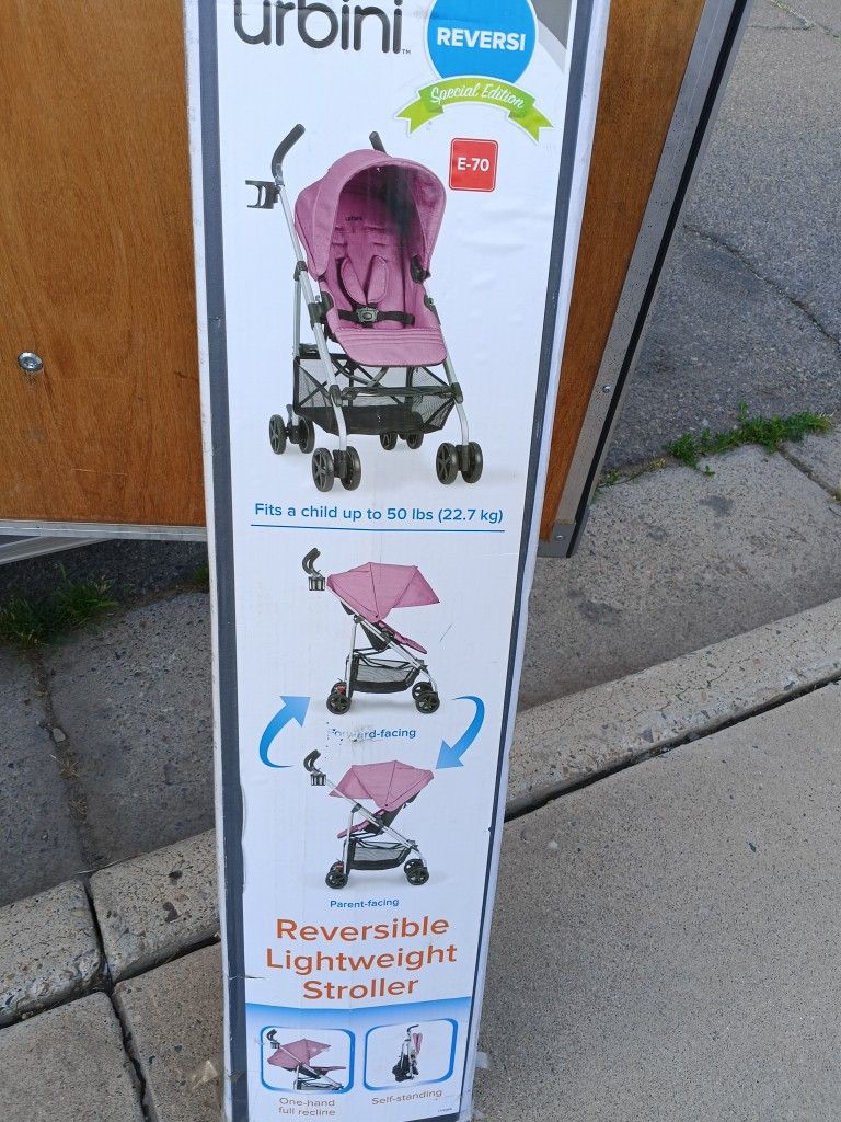 Baby Stroller Front Facing So You Could See Your Baby All The Time Or  Just The Regular Stroller