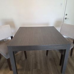 Dining Table & Chairs Set