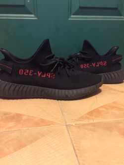 Yeezy 350 V2 Bred