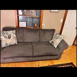 Couch And Loveseat Ashley Furniture 