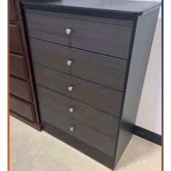 5 drawers dresser / Five drawers dresser