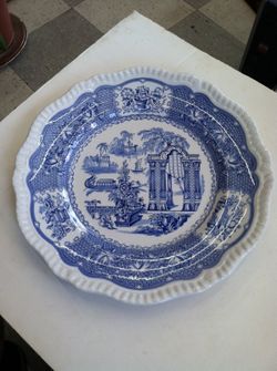 The Spode Blue Room Collection Regency Series PAGODA Collector's Edition 11" Made in England Bone China Plate