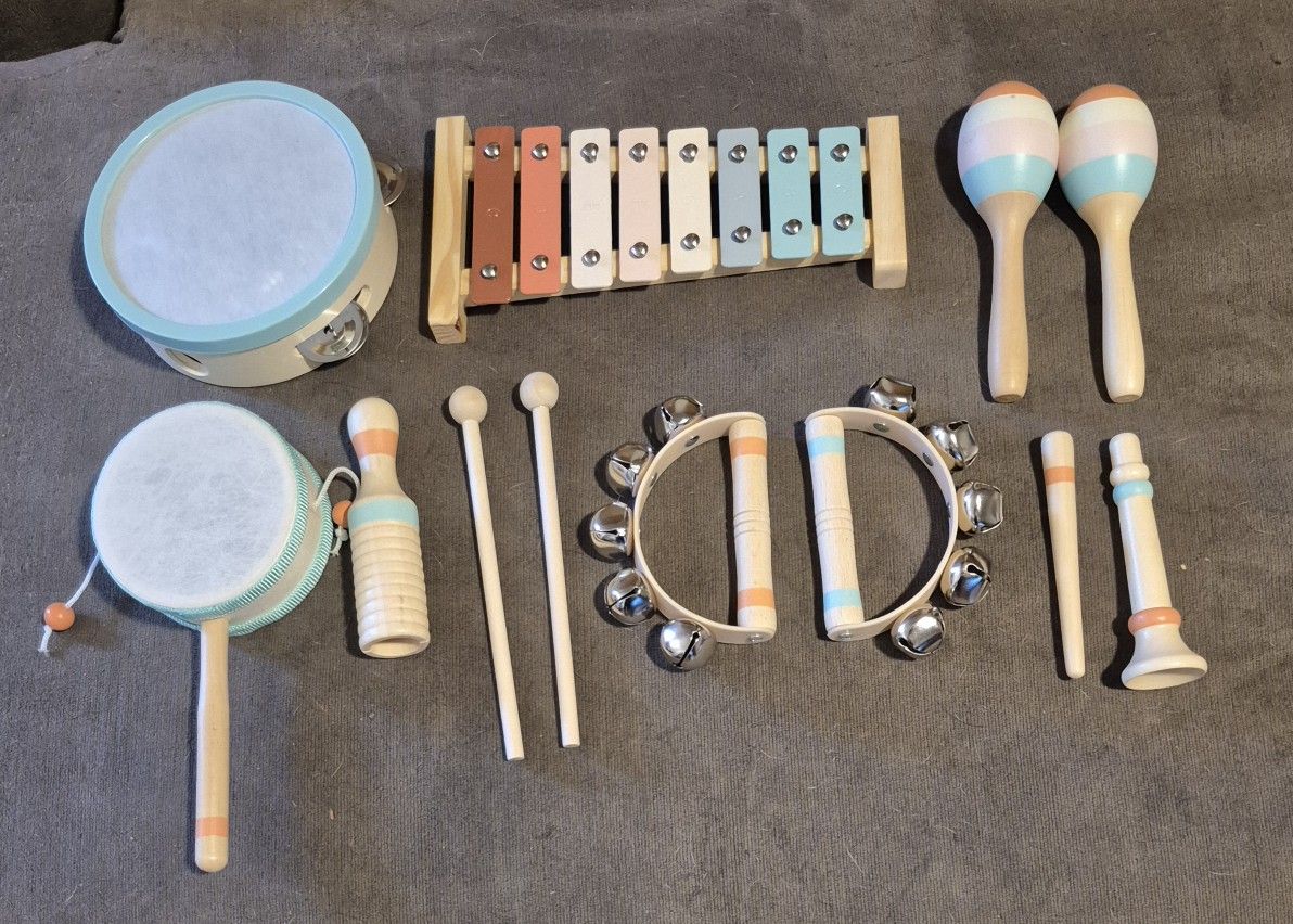 Brand New 12 Piece Kids Musical Instrument Set Drum Tambourine Xylophone Hand Bells