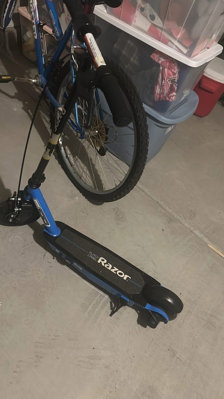 Electric Razor Scooter