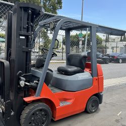 Forklift Toyota Model 7, 3 Stages, 5000 Lb 