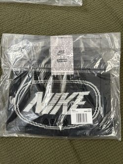 Supreme Nike Oval Beanie Black NIB NWT Authentic