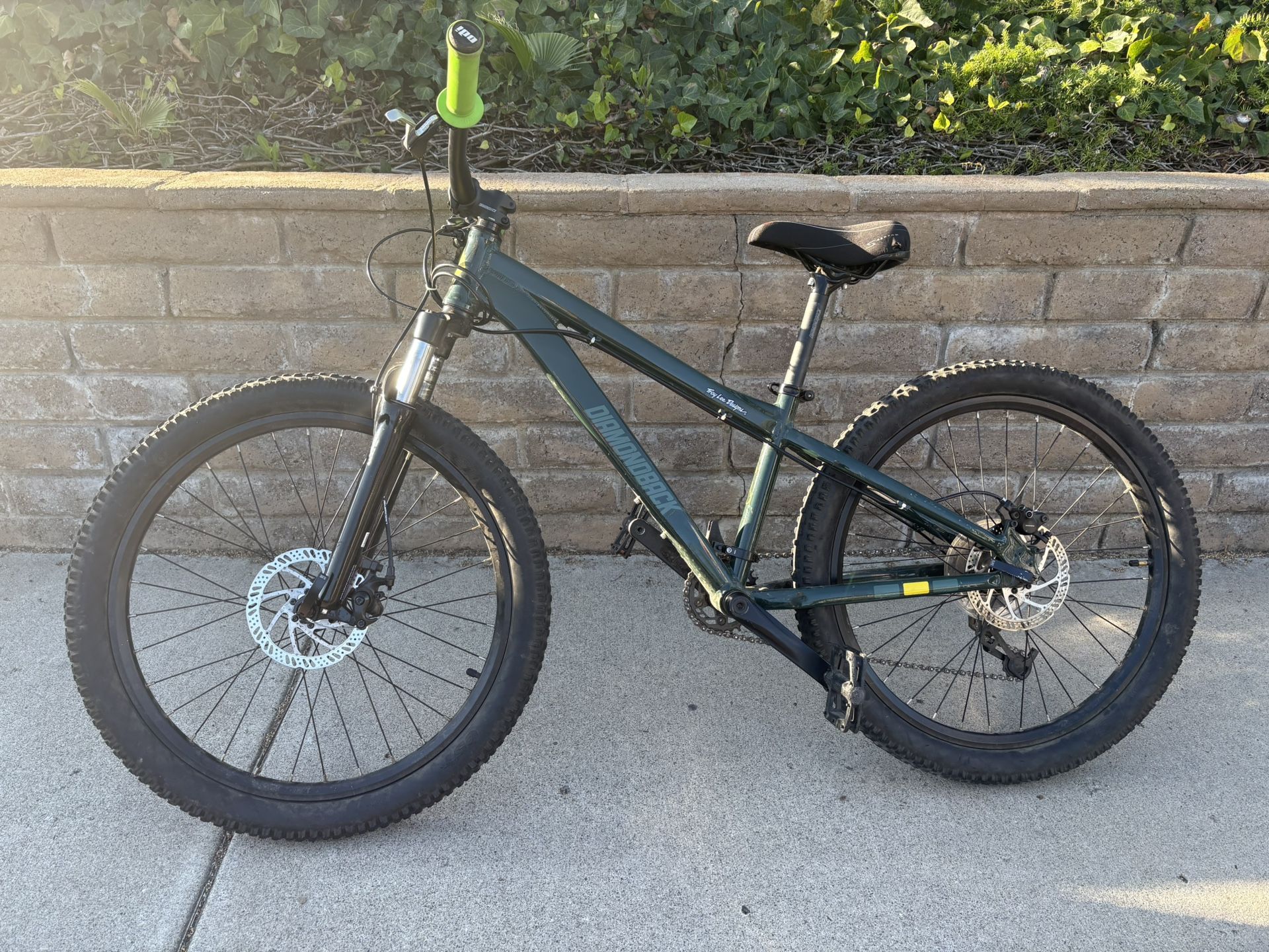 Diamondback Line 24inch Mountain Bike