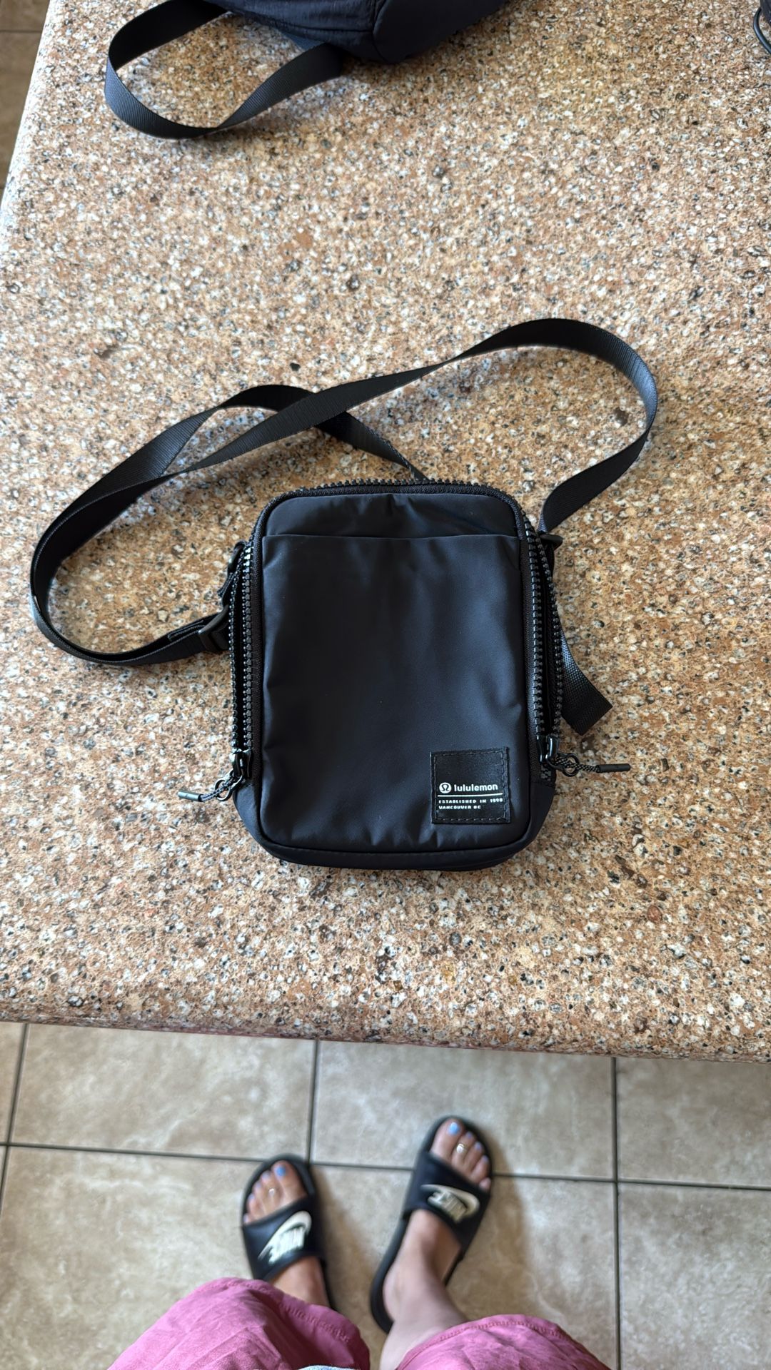 Black Lululemon Crossbody Purse, Coat, Satchel Fanny Pack, Black