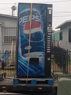 Dixie Narco Pepsi Vending Machine