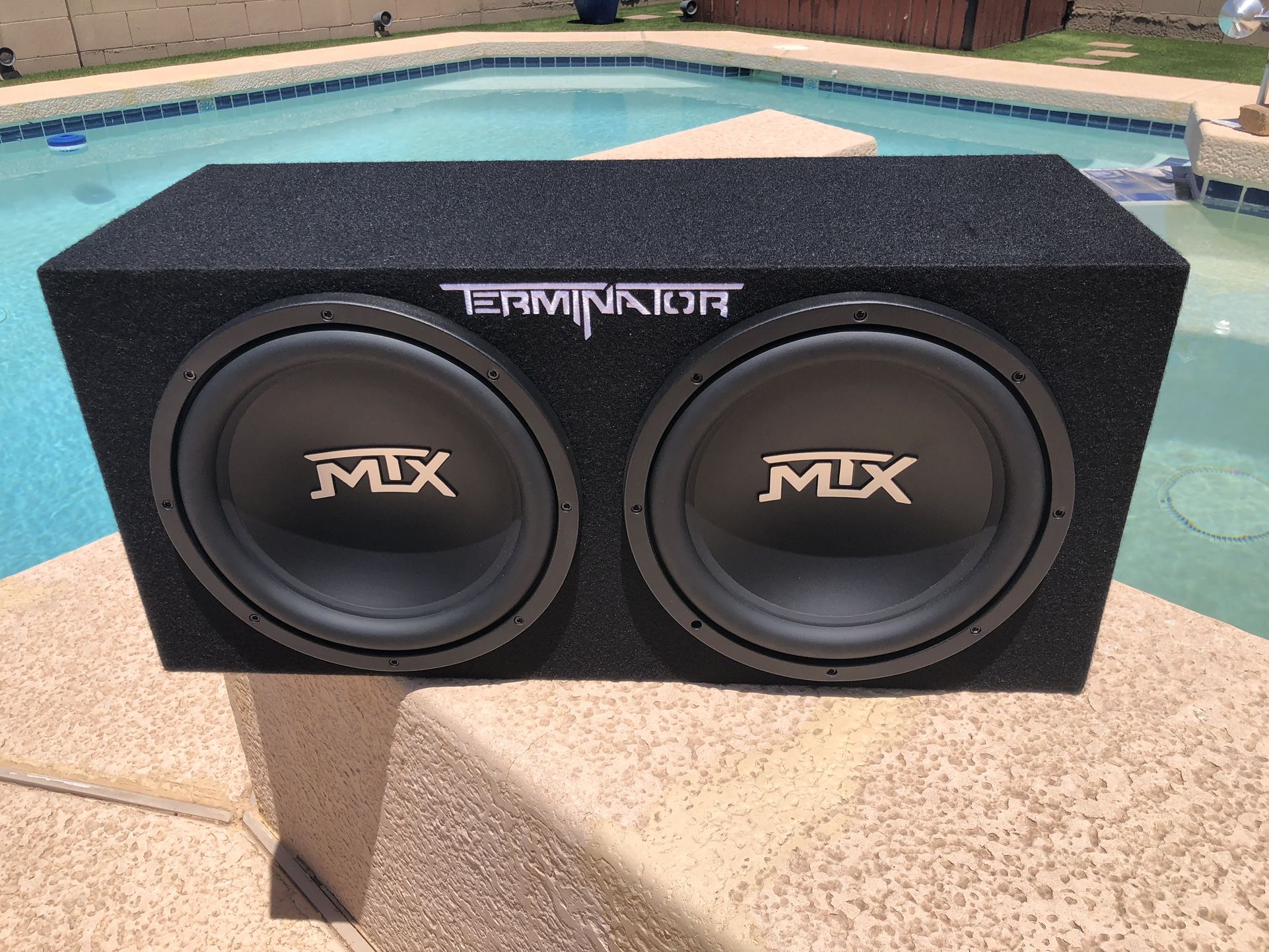MTX DUAL 12-INCH SUBWOOFERS