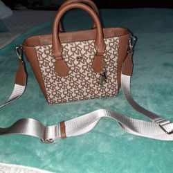 DKNY Purse  Crossbody