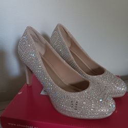 Ladies Gold/Silver Shoes