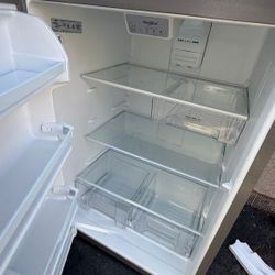 Whirlpool Refrigerator 