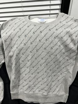 Champion Pullover Sweater