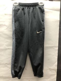 Boy Nike sport pant size 6