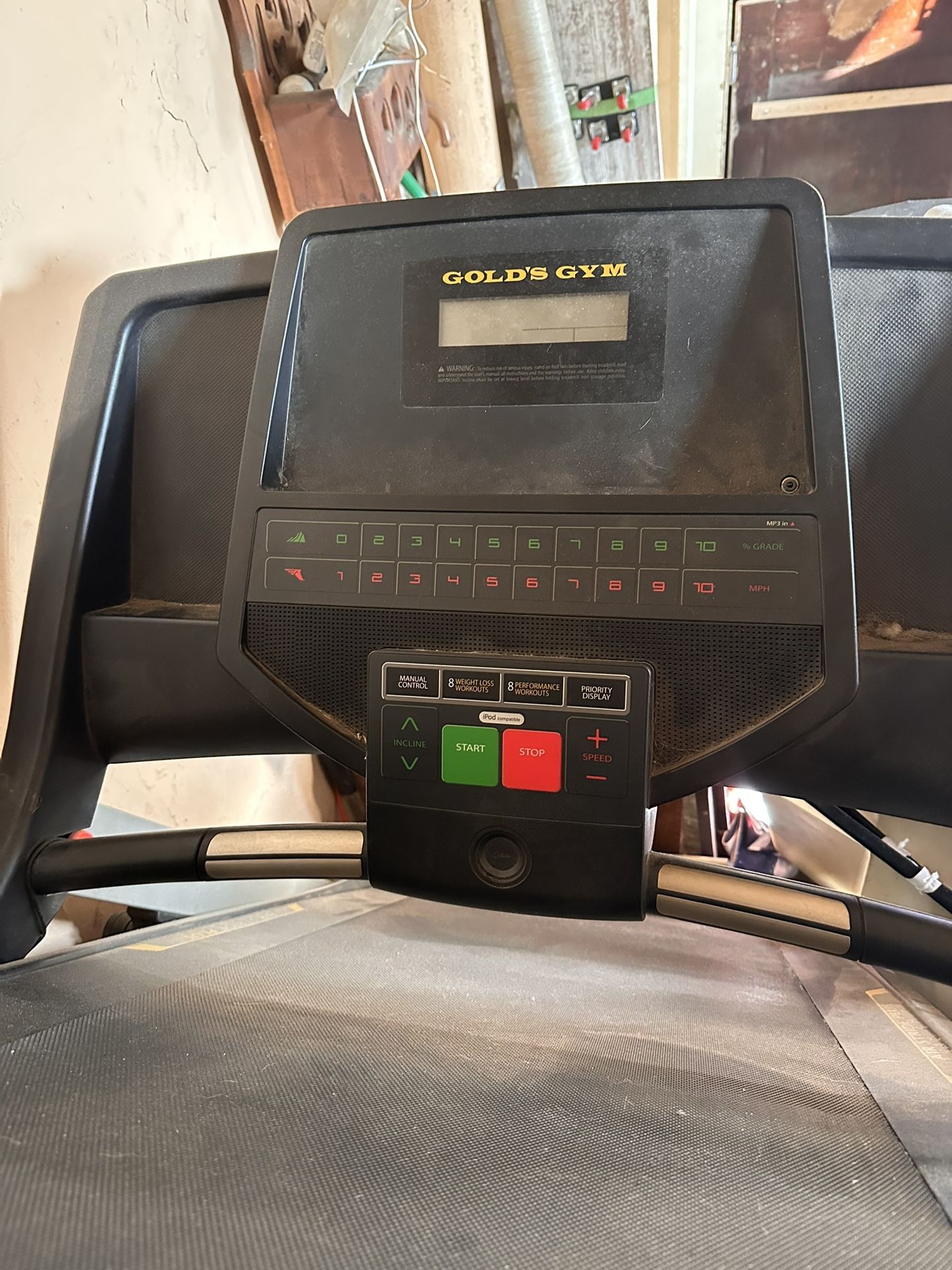 Gold Gym Trainer 420 Treadmill