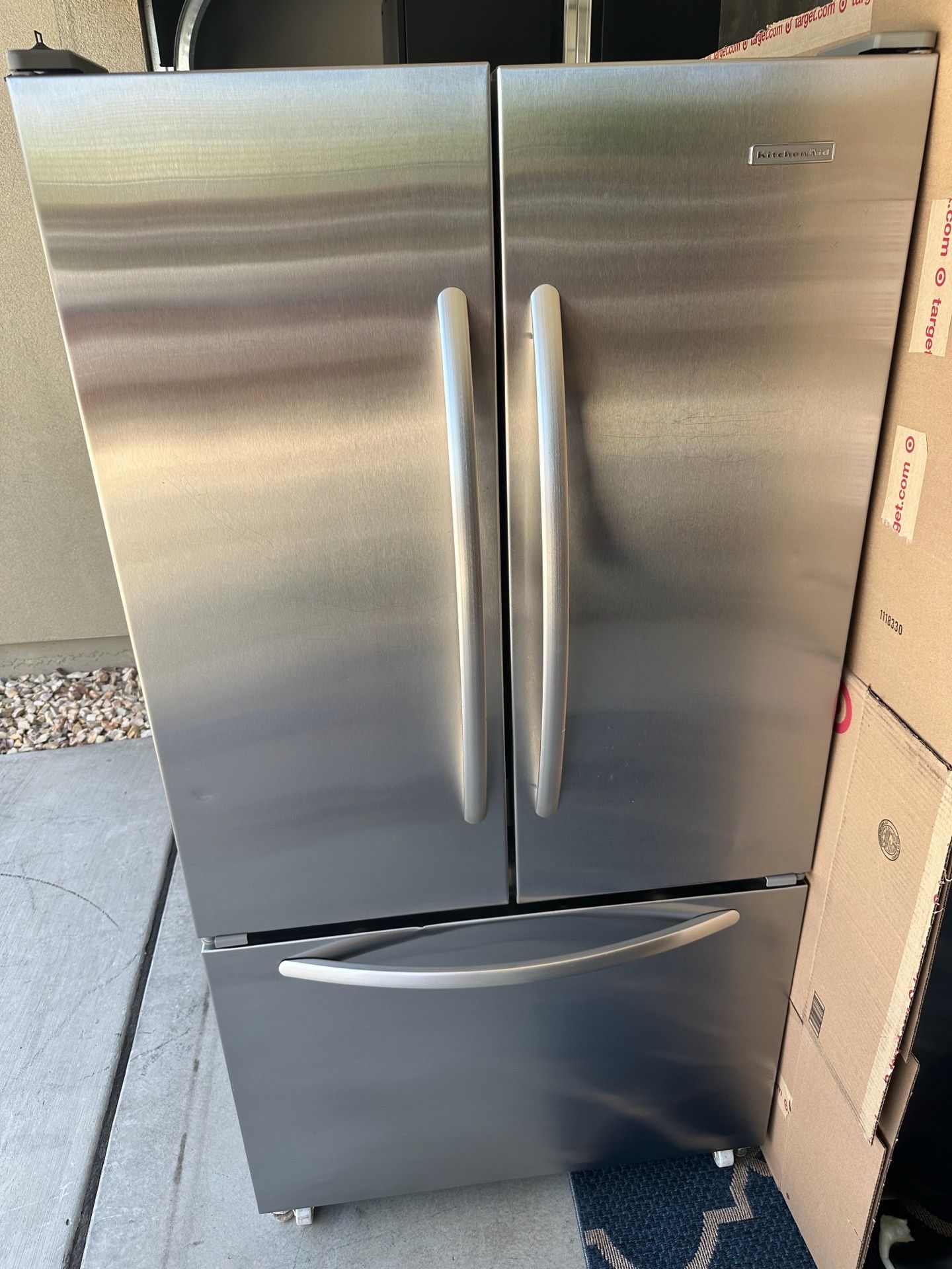 Refrigerator