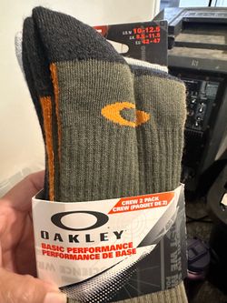 Oakley men’s crew socks