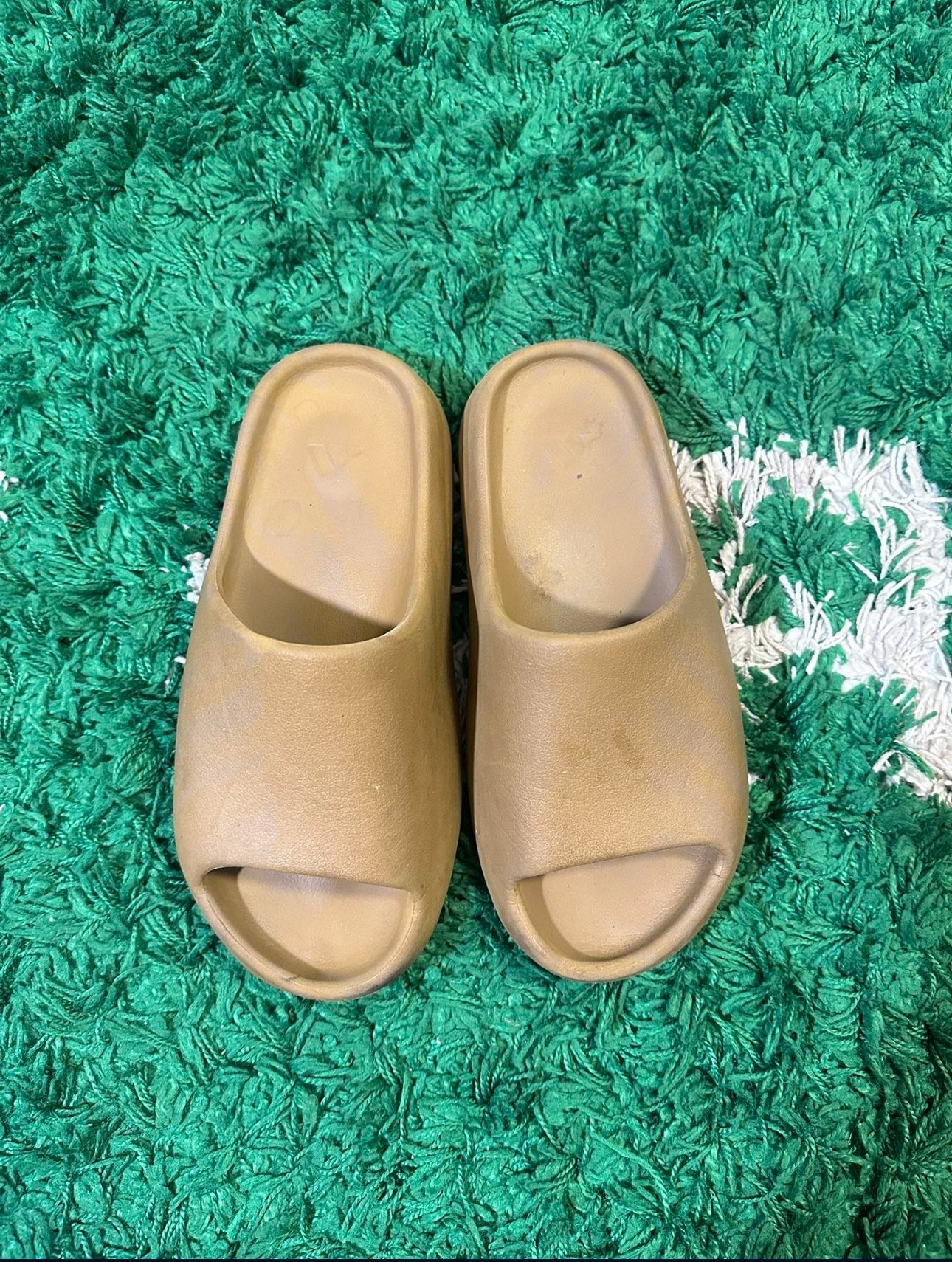 Adidas Yeezy Slide Ochre Size 9