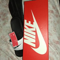 White/black  Nike Slides 