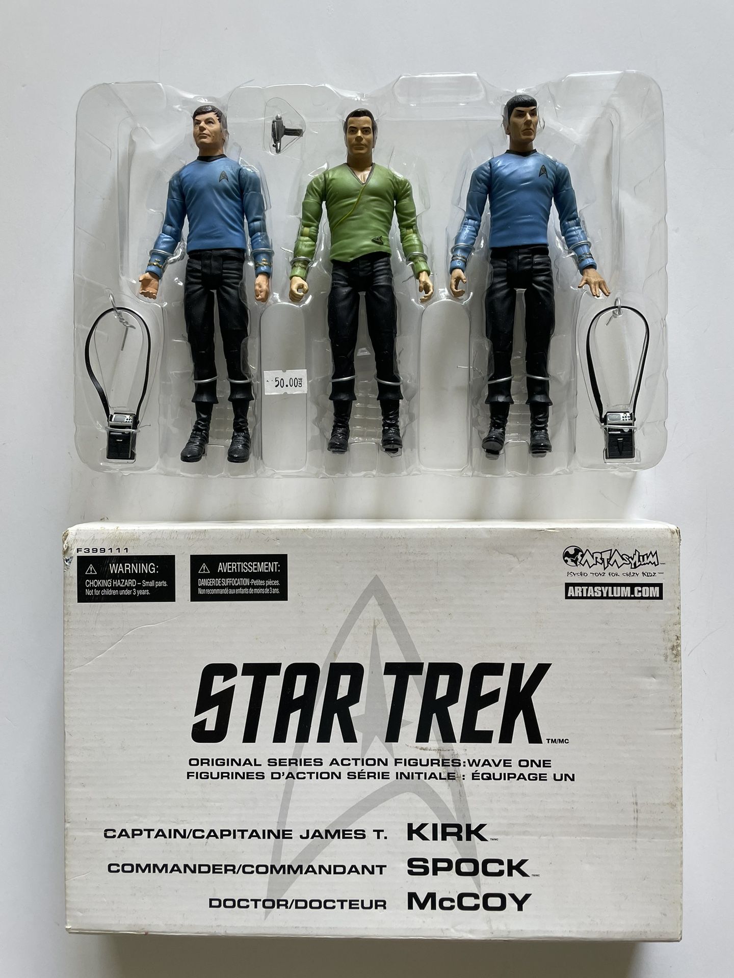 STAR TREK FIGURES & STAR SHIPS