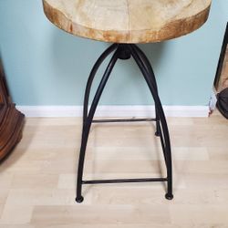 SWIVEL COUNTER STOOL - NATURAL