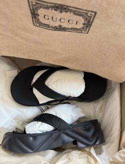 sandals size 6