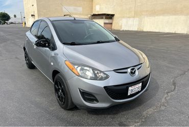 2014 Mazda MAZDA2