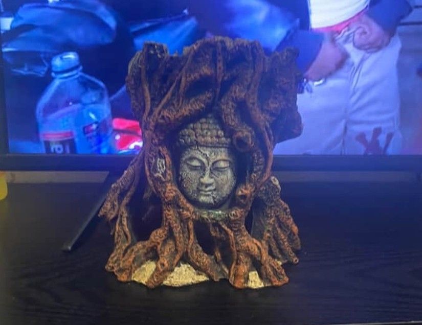 Fish Tank Statue
