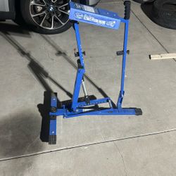 Louisville Slugger Blue Flame Machine Ultimate Pitching Machine 