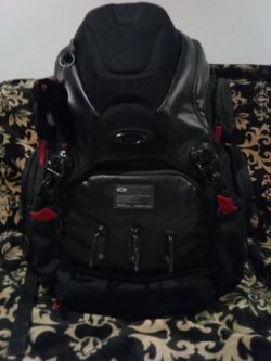 Oakley Men's Big Kitchen Sink Backpack